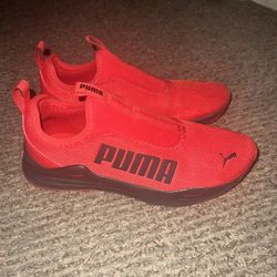Tenis puma cinco y medio usados una sola vez como nuevo