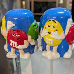 Vintage MMs Blue Ceramic Salt And Pepper Shaker Set Candy Character Decor Fun
