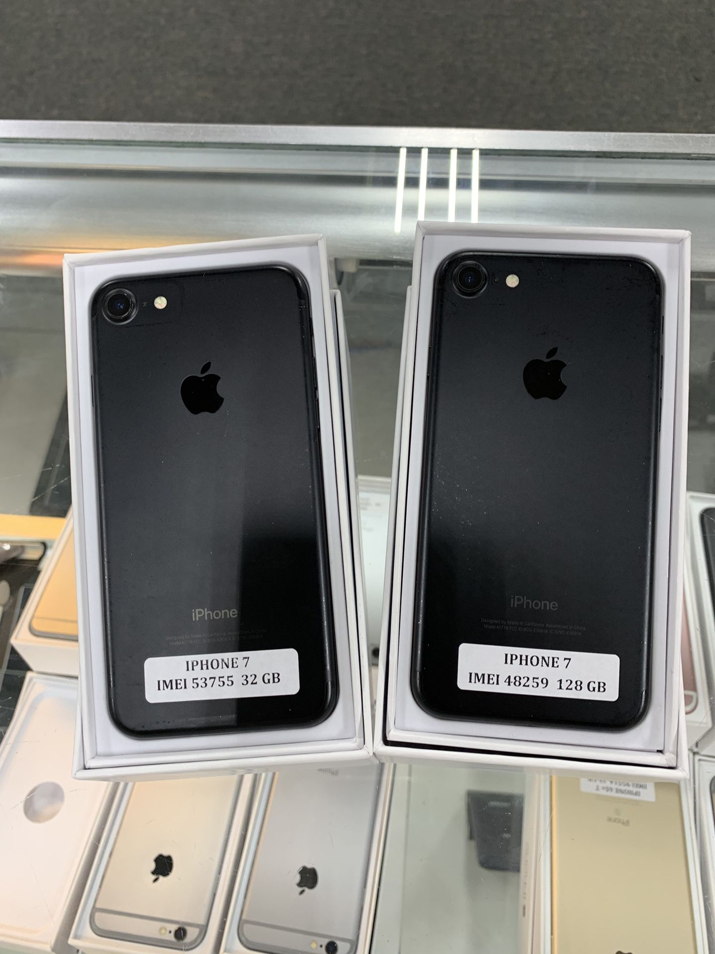 iPhone 7 unlocked excellent condition! $179🔥