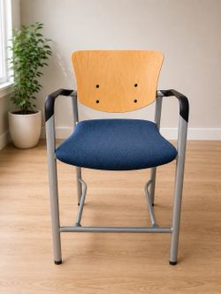Guest chair