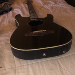 Fender Stratacoustic