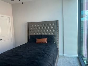 Bed set with mattress