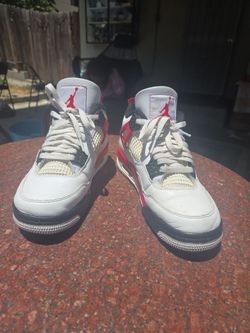 Jordan 4s