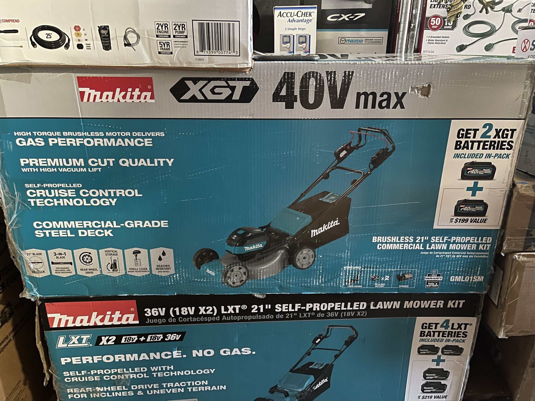Makita 40v Self Propelled Lawn Mower.  Brand New 