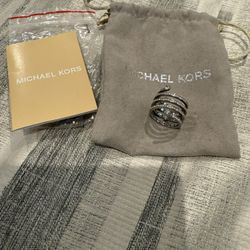 Michael Kors Ring Size 7