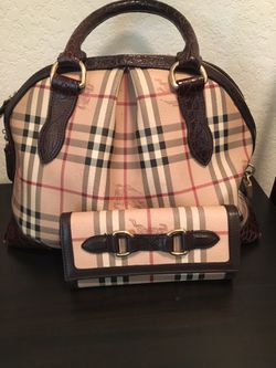 Burberry Bag w/wallet