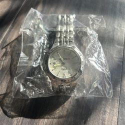 silver fossil watch