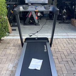 Treadmill Lifesmarts 4500  New  Recently Assembled