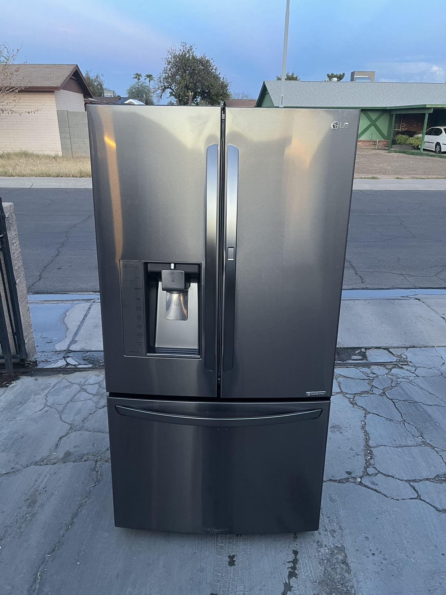 Refrigerator LG Stainless Steel Black