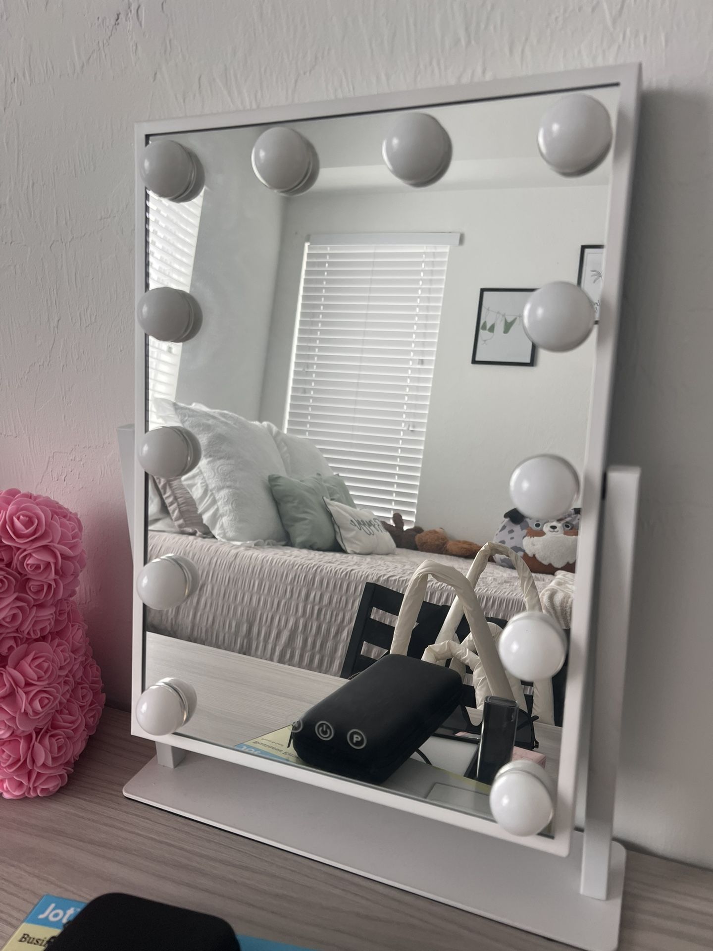 Mirror 