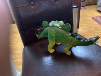 Vintage 15 inch Dur Mei Stegosaurus 1986