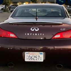 Infiniti G37s Oem LED Tail Lights