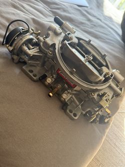 Edelbrock 600 Carb Like New
