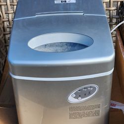 Magic Chef Countertop Ice Maker