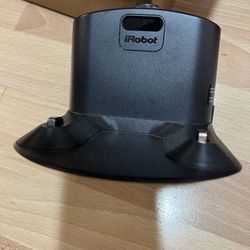 iRobot rooms Charger Model BYD-D-170113-3857