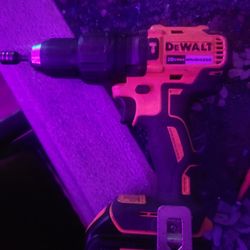 Dewault 20v Max Cordless Drill W Batt