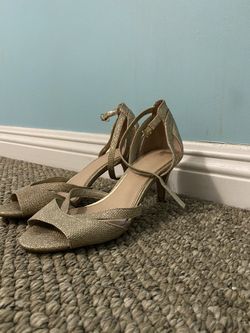Gold High heels