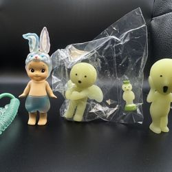 Sonny Angel Secret Mint Rabbit Keychain & Smiski Secrets