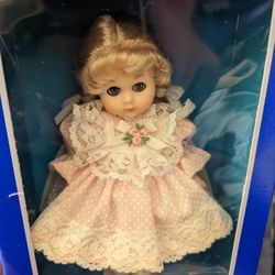 Giny Collector Dolls 