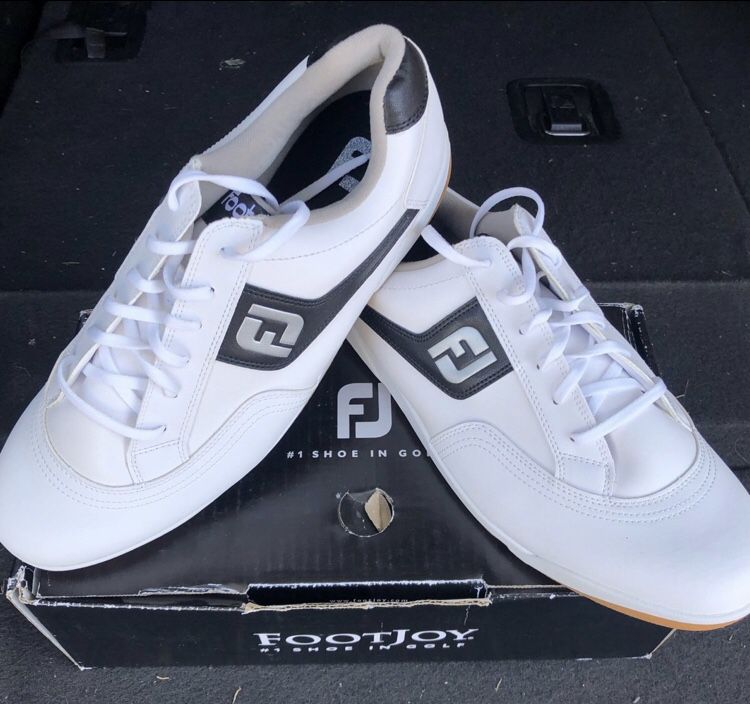 NEW FootJoy FJ Originals Men Spikeless Golf Shoes White/Black Size 12