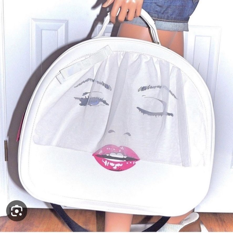 Betsey Johnson You May Now Kiss the Bride Marilyn Monroe Bag Purse White Betsey Johnson kitsch (Marilyn Monroe) Kiss The Bride bon  main image 3