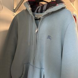 Burberry Hoodie Medium