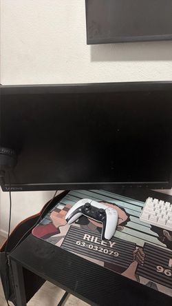 2 Computer Monitors