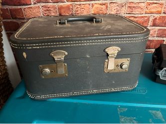 Wooden storage box
