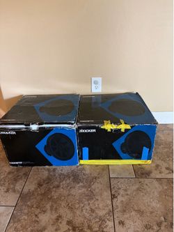 Brand new Kicker 1000W RMS subwoofer.