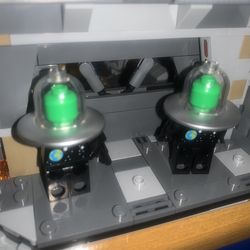 Lego Alien Heads