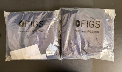 FIGS Men's Chisec Scrub Top and Tansen Jogger Scrub Pants Set