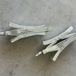 RV Tire Stabilizers
