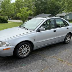 2003 Volvo S40