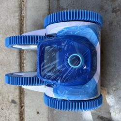 Hayward 4 Wheel Pool Cleaner (No Hoses)