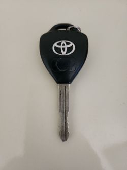 Toyota key fob $,30 Fontana.