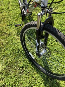 Mountain Bike Triax VBX3000 Aluminum 21speed 8563 57 for Sale in Hayward CA OfferUp