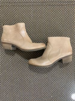 LUCKY Brand booties