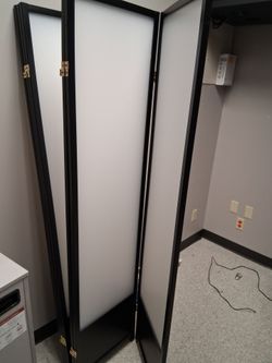 3 folding wall 6 'tall