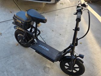 Electric Scooter With Seat