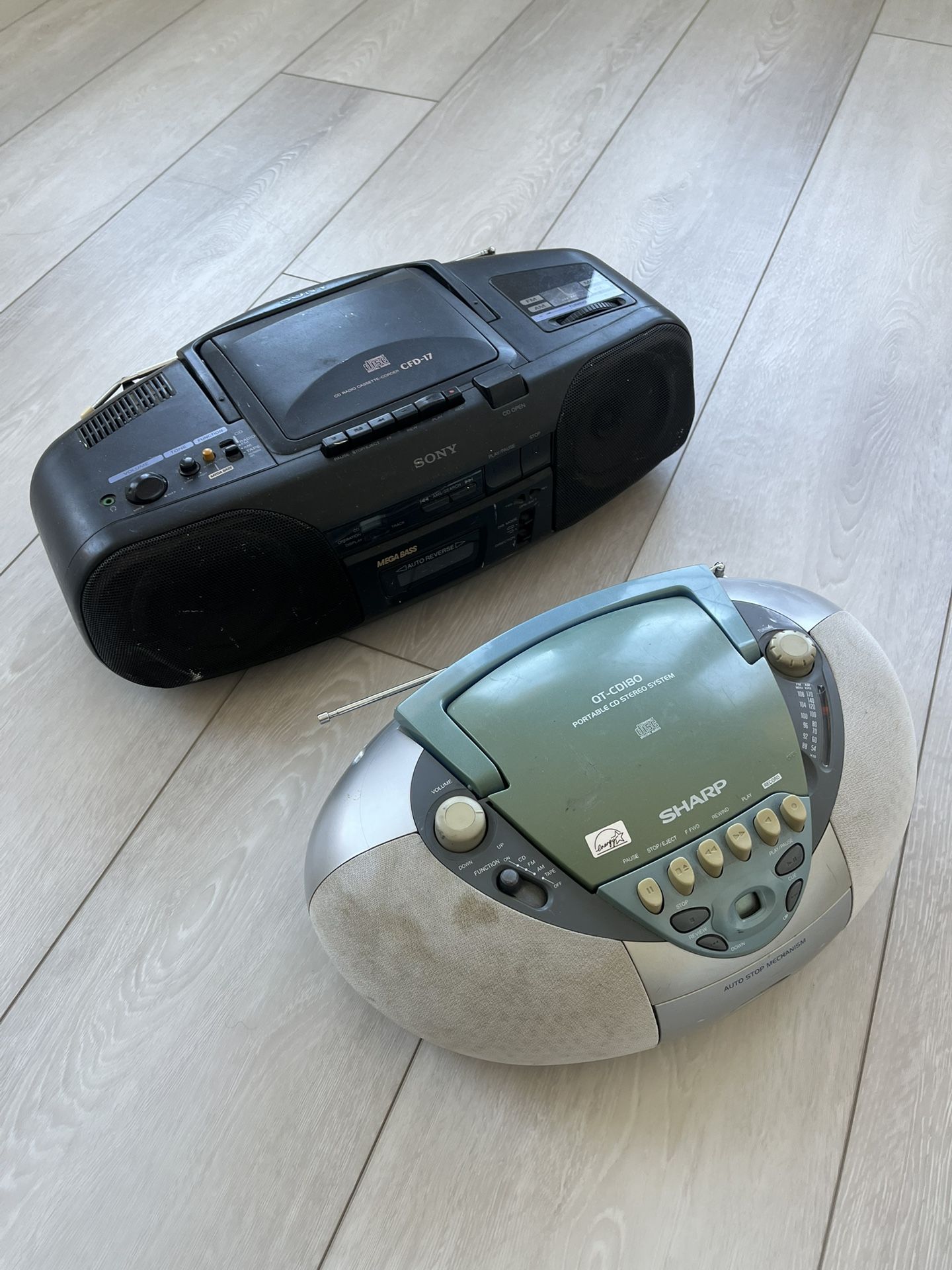 SONY CFD-17 & SHARP QT-CDI80 Stereos With Cords