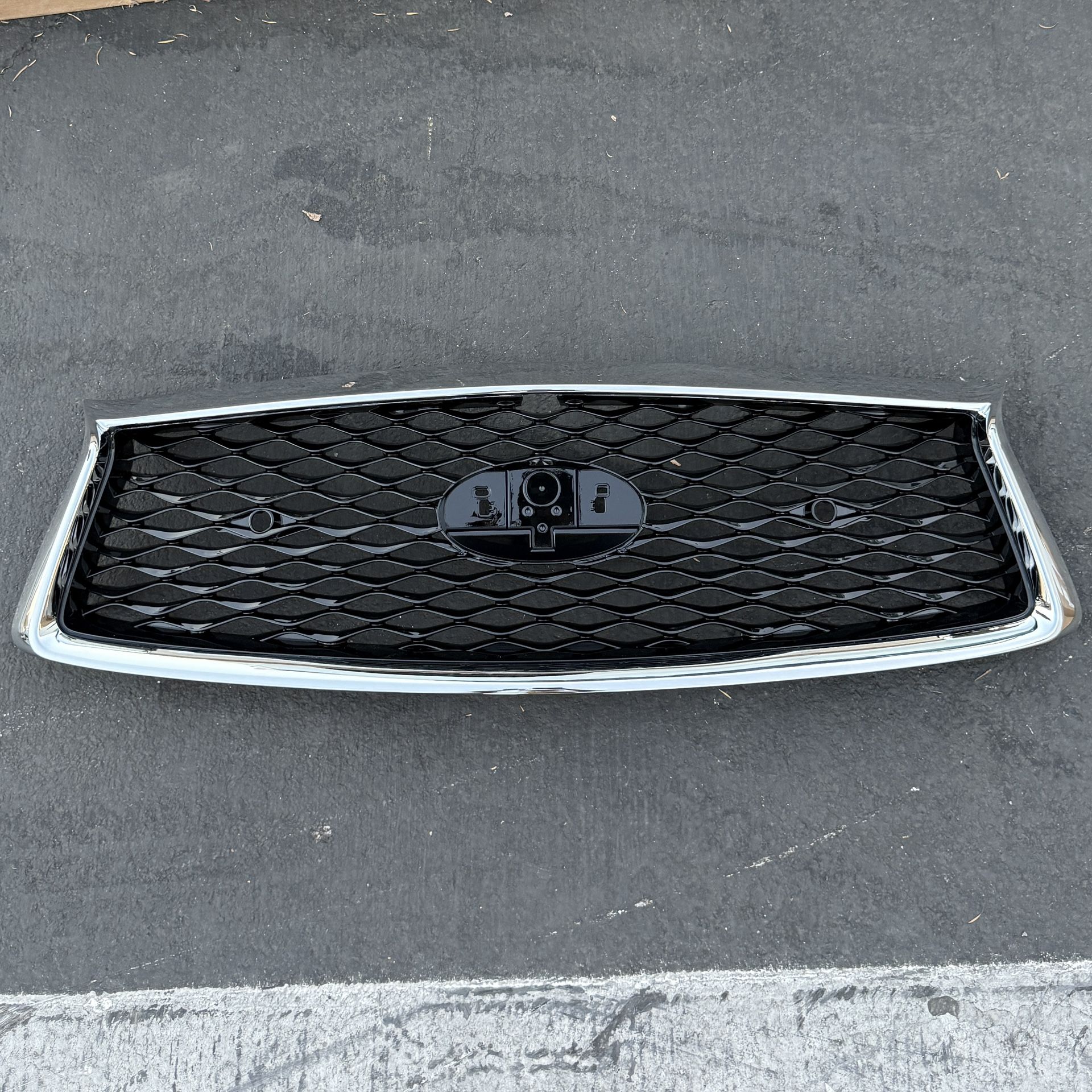 Front Bumper Upper Hood Mesh Grille Chrome 2018-2024 Infiniti Q50 W/sensor holes