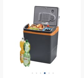 Electric cooler and heater-brand new in box