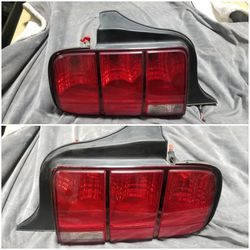 PARTS 05 06 07 08 09 Ford Mustang Taillights Grill
