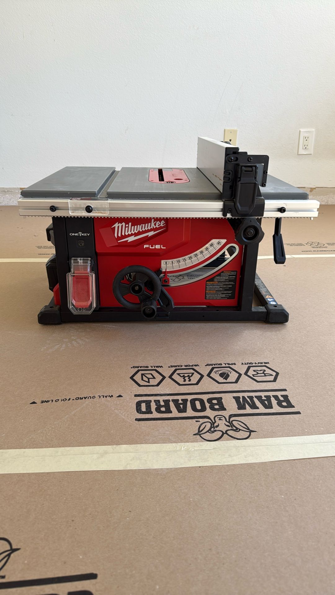 Milwaukee Table Saw
