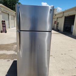 G/E Stainless Steel Refrigerator 