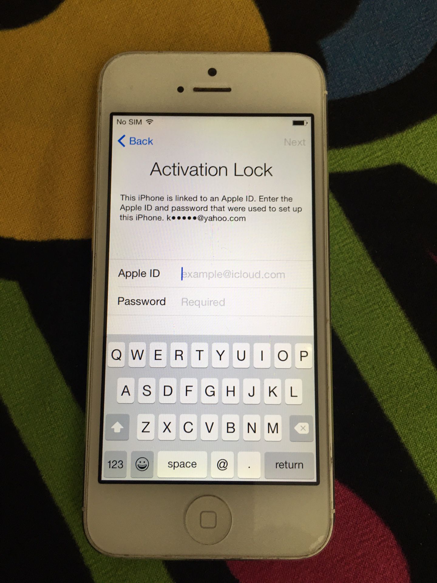 iPhone 5 Working Conditions “iCloud Locked”Turn On
