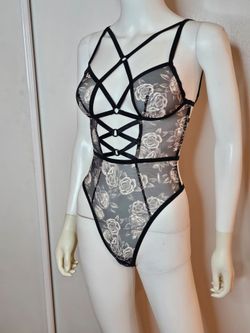 Victorias Secret Strappy Floral Lace Teddy Bodysuit in Blk, Grey, Purple Size XS