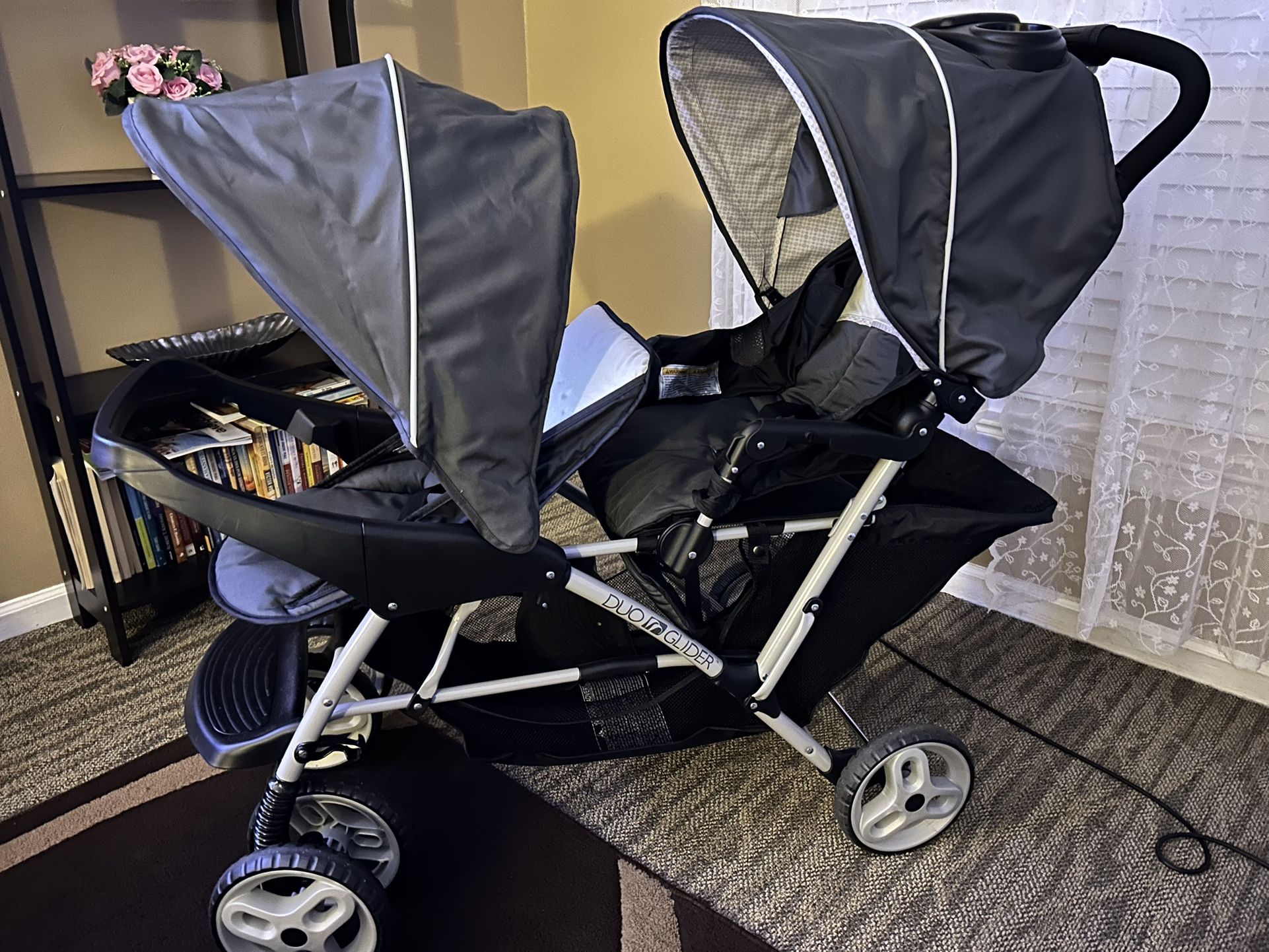 Double stroller, new, I only used it for one day