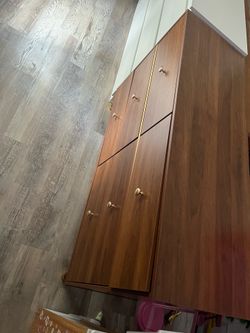 Wood six drawer dresser