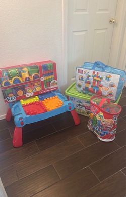 Mega blocks